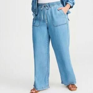 Torrid Lightweight Denim High Rise Pull On Wide Leg Jean in Light Wash
